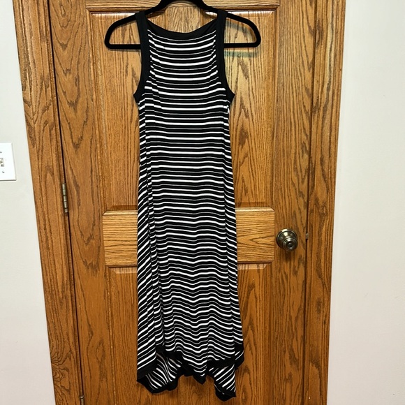 Neesha Assymetrical Dress - Picture 3 of 3